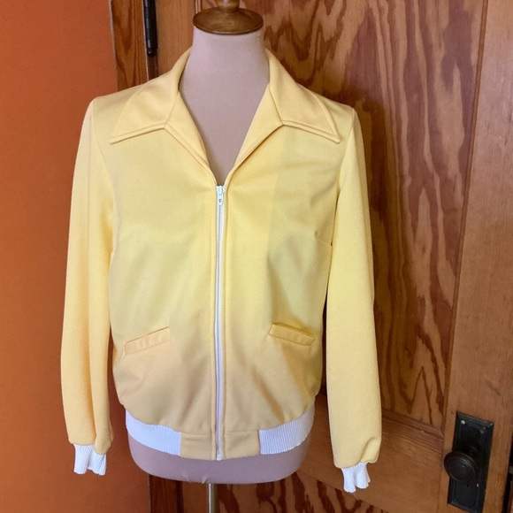 Vintage 70s bright yellow big collar track jacket - Picture 8 of 9